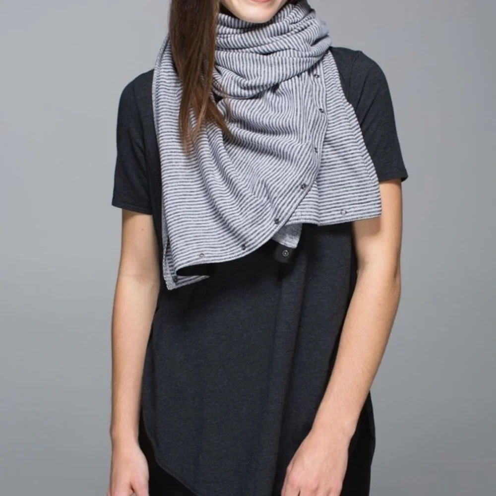 Lululemon Gray Black Knit Muktiwear soft Vinyasa scarf wrap with Button Detail